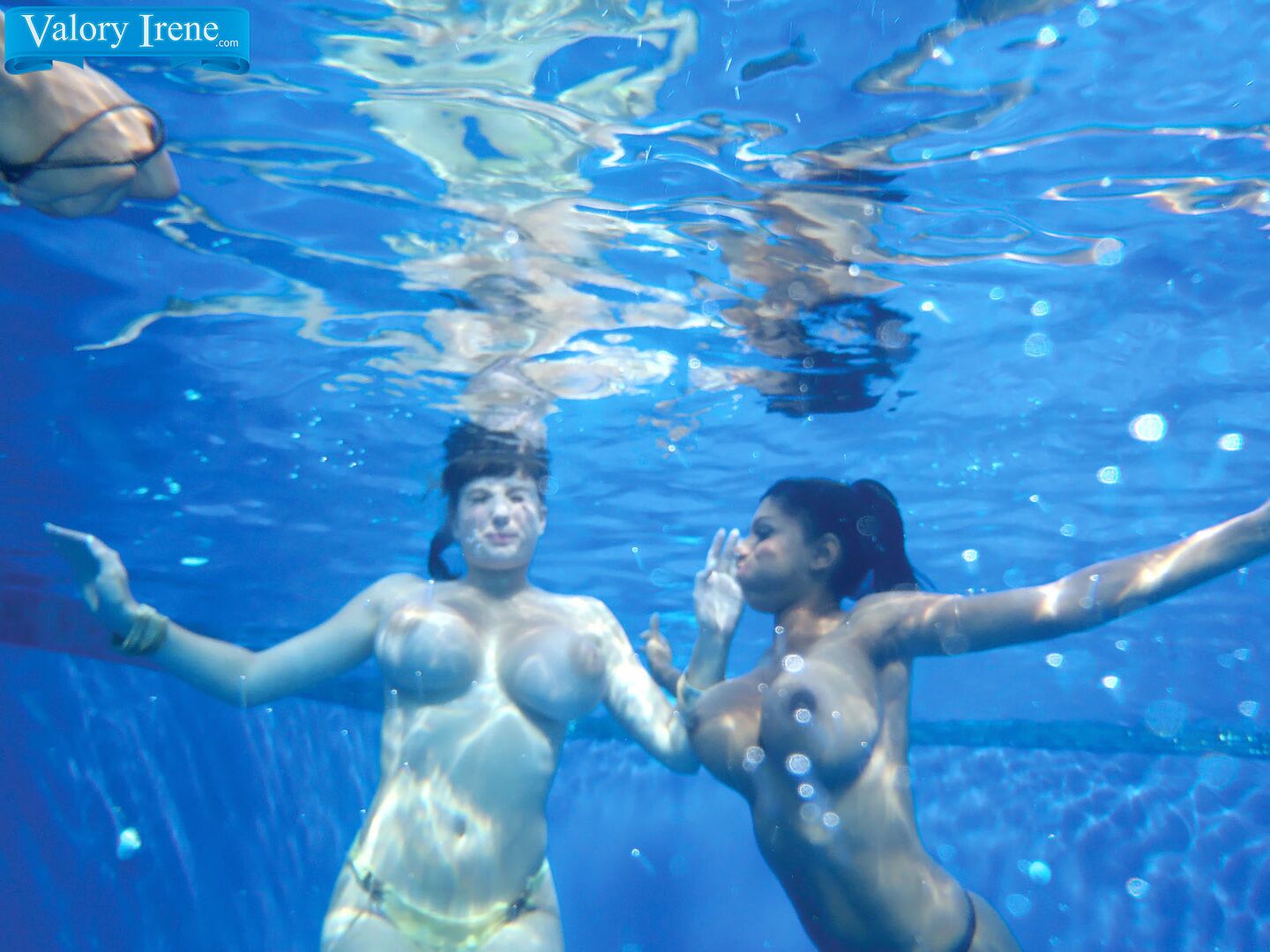 Underwater Tits