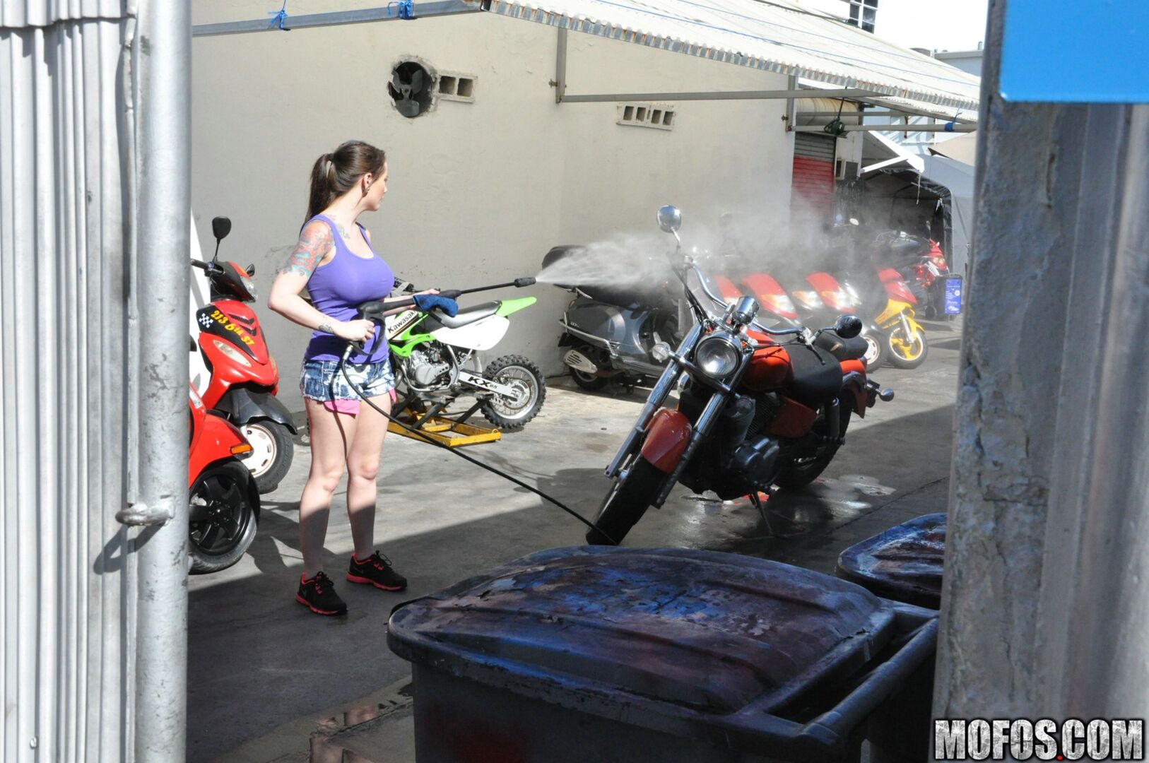 Biker Babe Boobnanza
