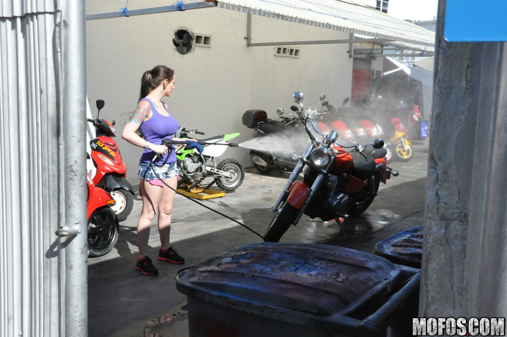 Biker Babe Boobnanza