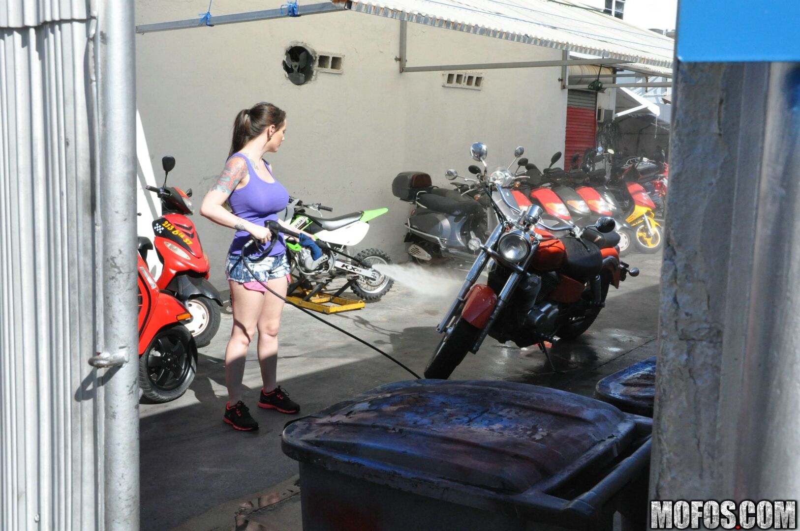 Biker Babe Boobnanza