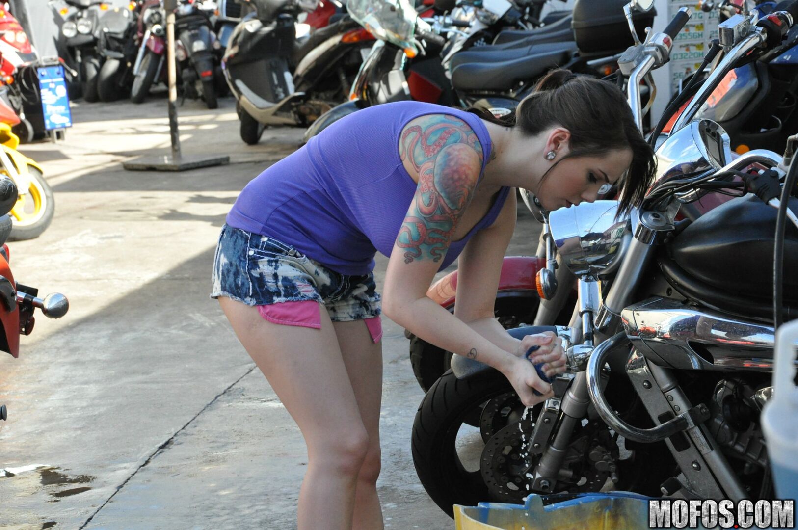 Biker Babe Boobnanza