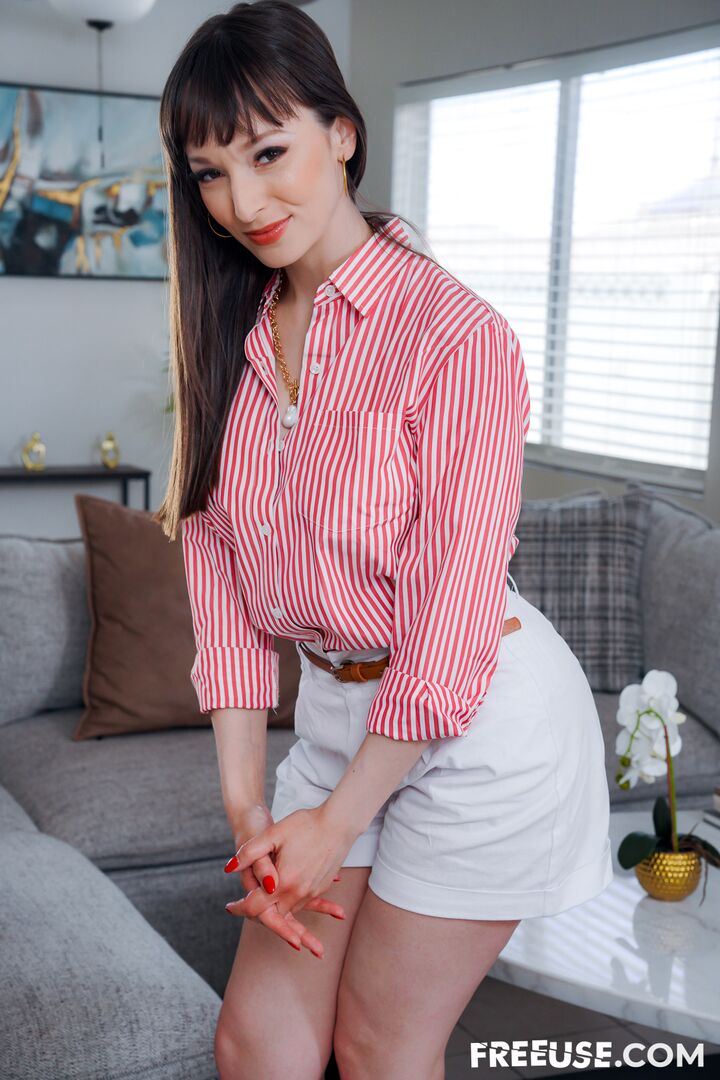Lexi Luna Wants Him to Stay Out of Trouble, He Wants To Fuck Her Face