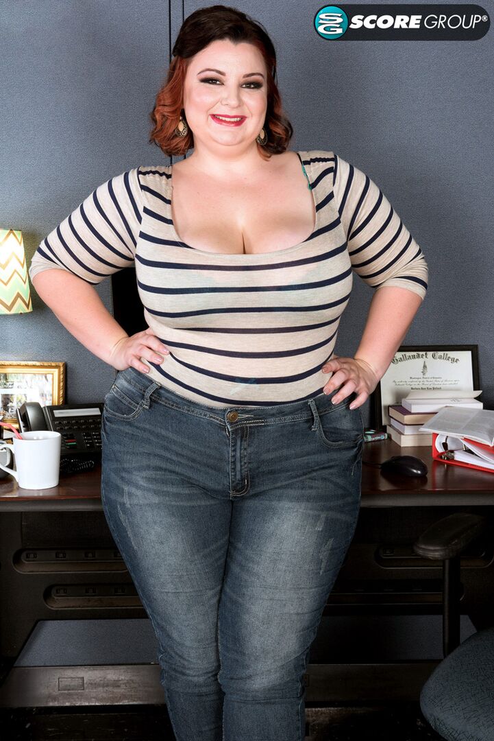 Lucy Gets Juicy