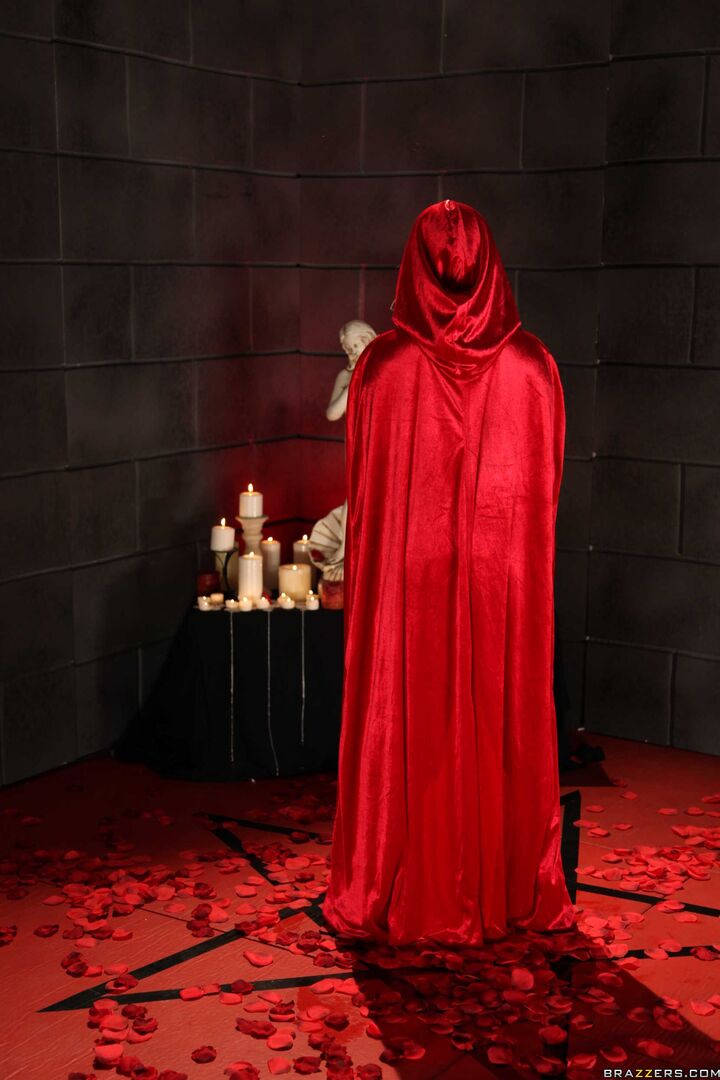 Wiccan Sisterhood