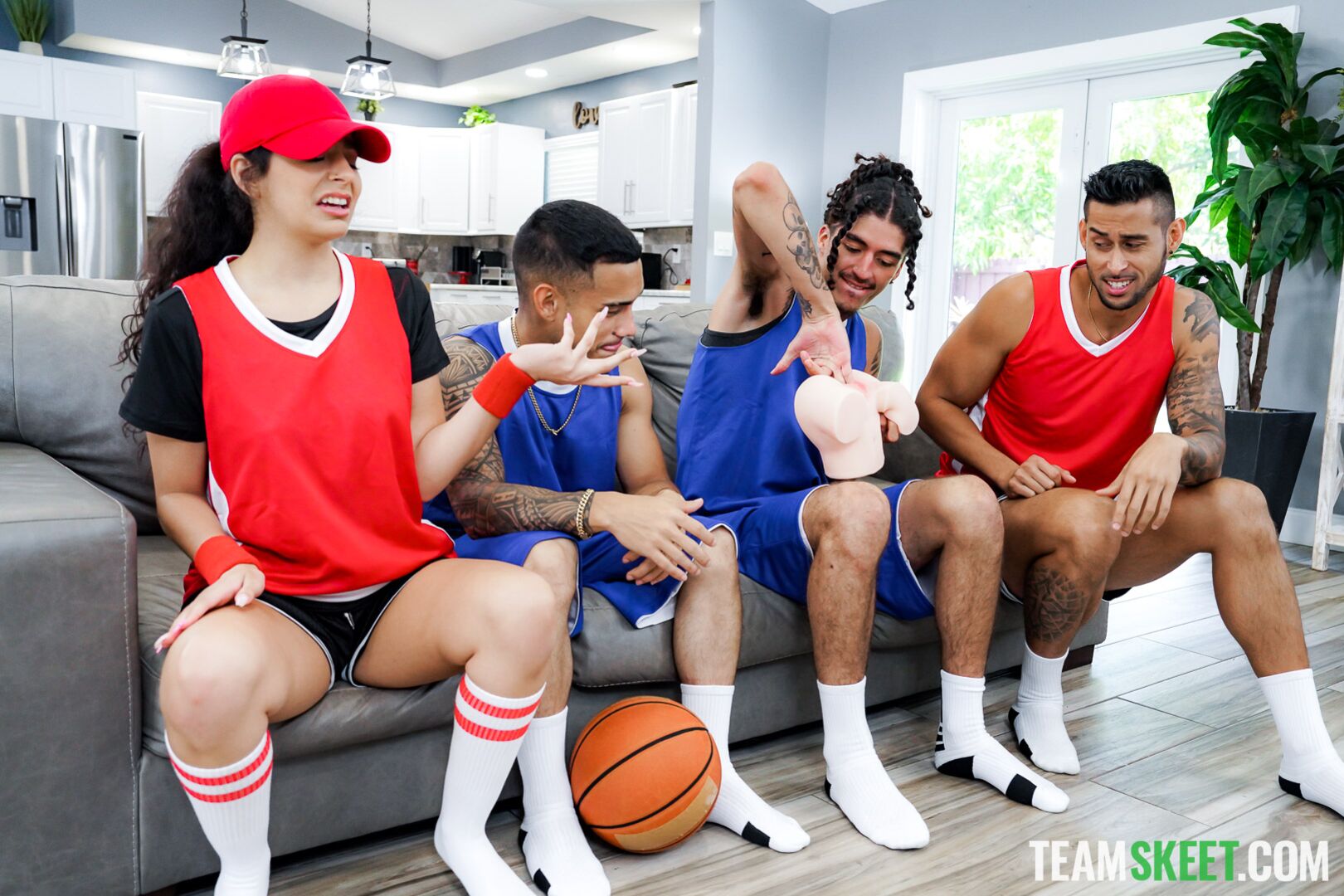 Who Fucks Best? 5 Minutes, Your Stepsis' Pussy, and Your Friends Behind the Door: Go!