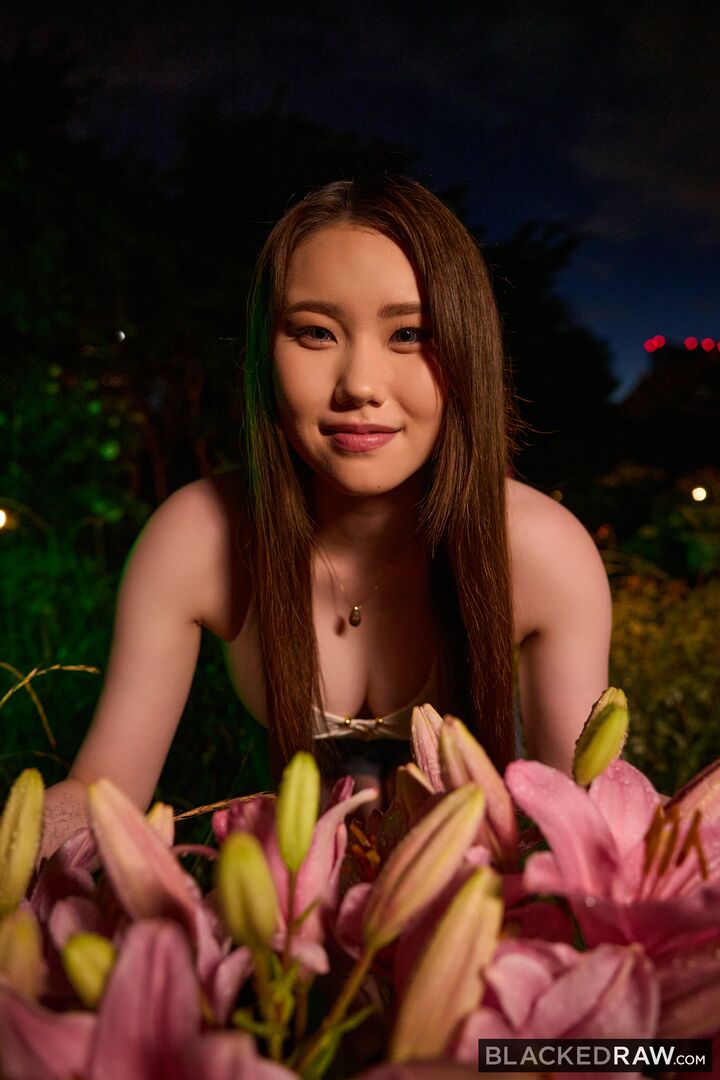 Fun-Sized Hottie Tourist Asuka Tenshi Has BBC Adventure On Vacation