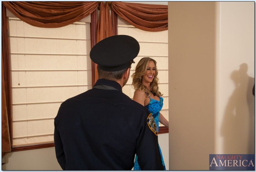 Brandi Love fucking in the living room with her tits
