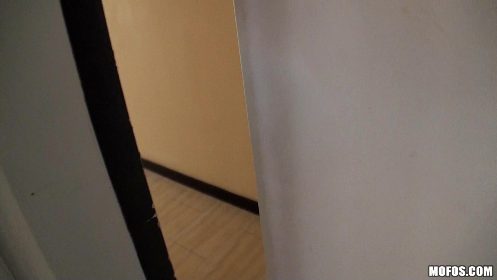 Ass Popping Mop Job