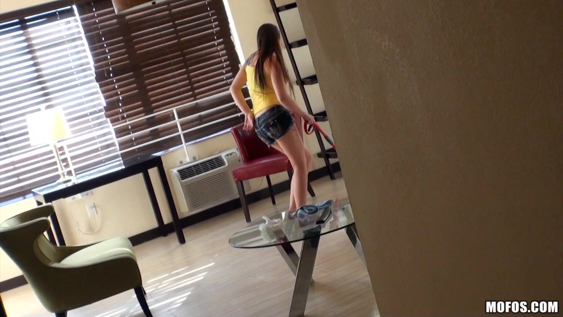 Ass Popping Mop Job