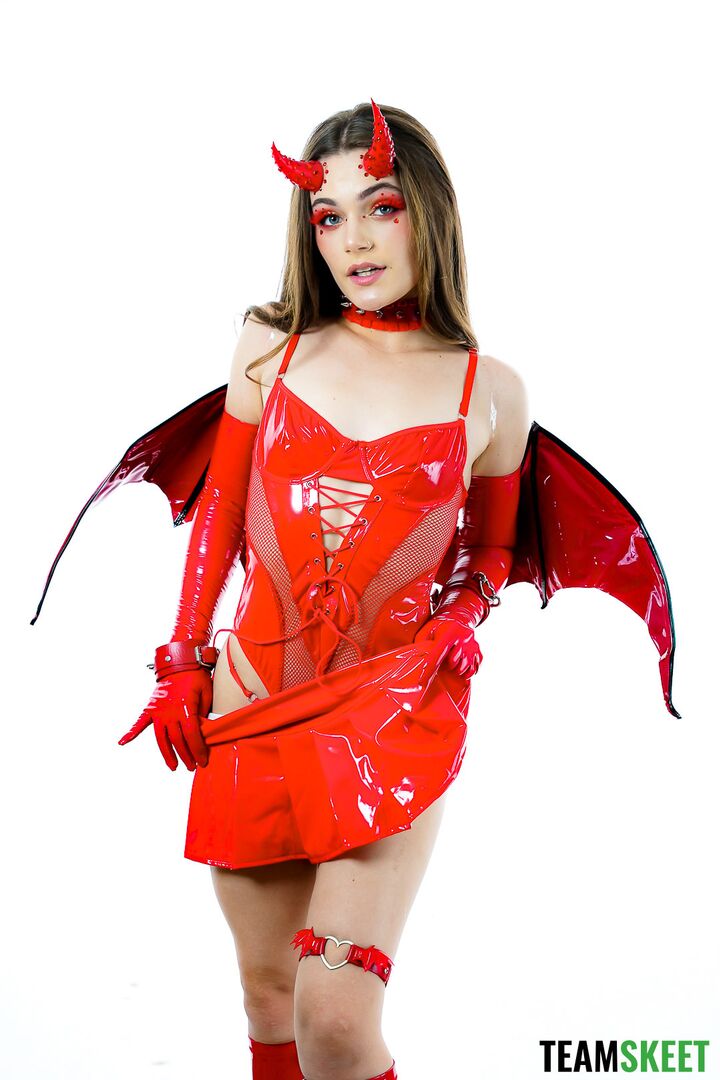September Spotlight: Juniper Ren, Your Slutty Little Devil