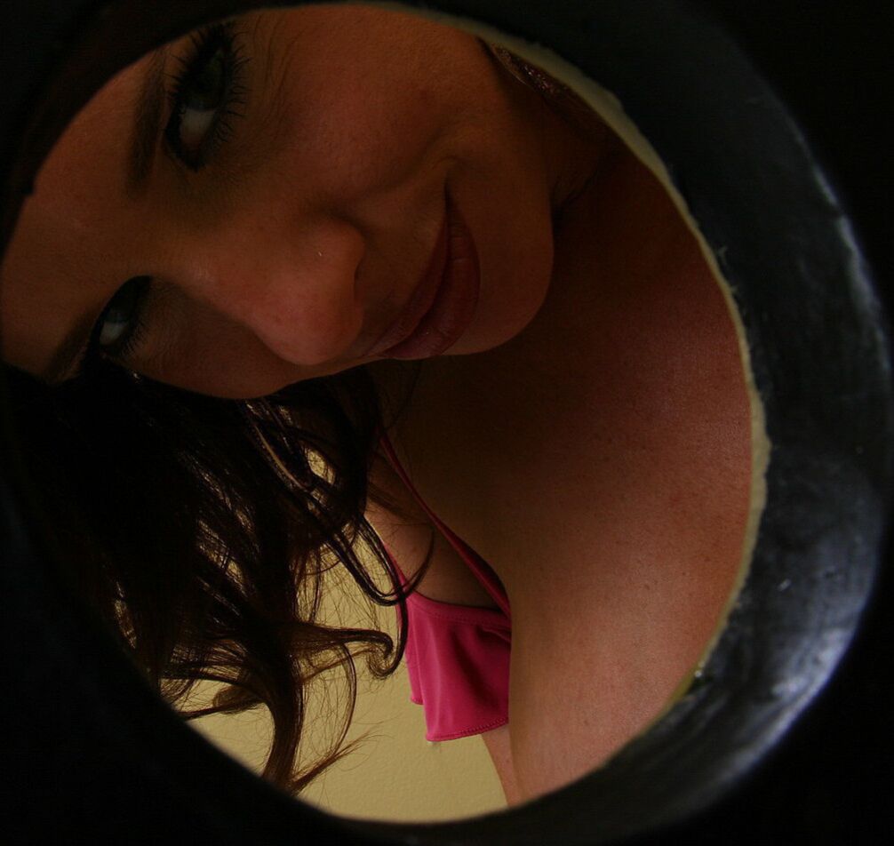 Veronica Avluv Is A Dirty Girl Who Loves Glory Holes