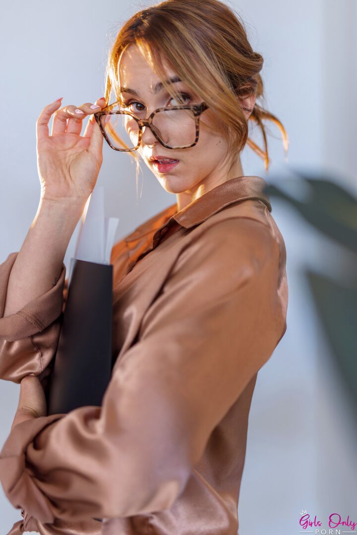 My Good Secretary - S13:E3