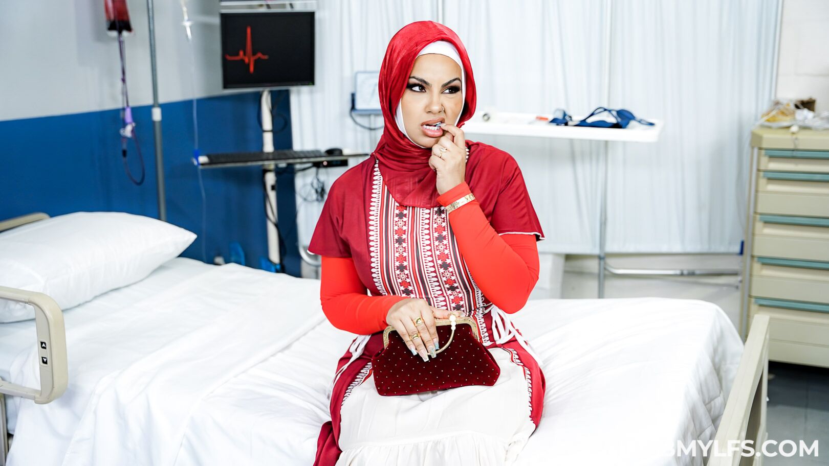 “Cum Inside, But It’s a Secret” Hijab Girls Break Every Sacred Rule