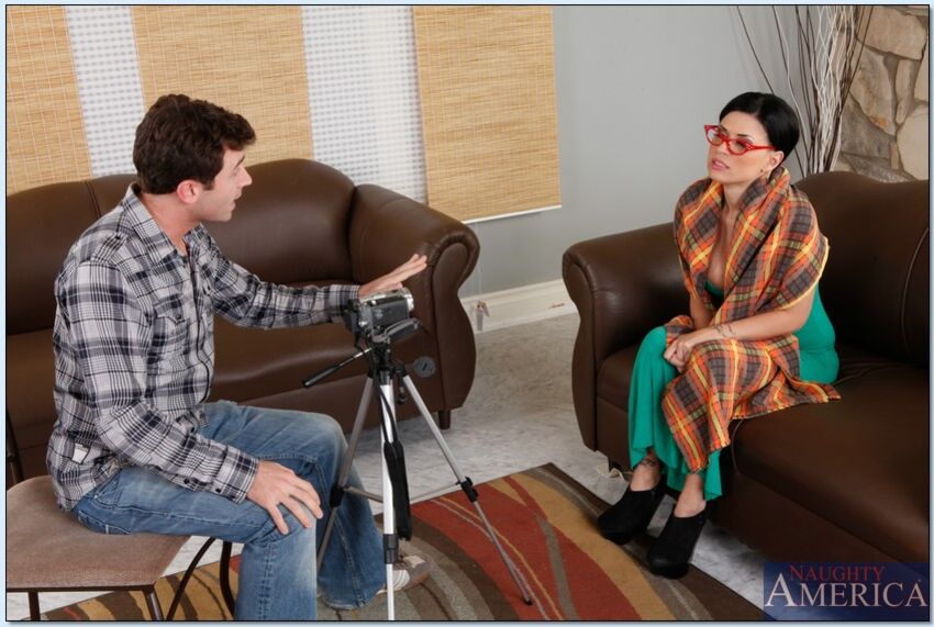 Eva Angelina fucking in the living room with her black hair