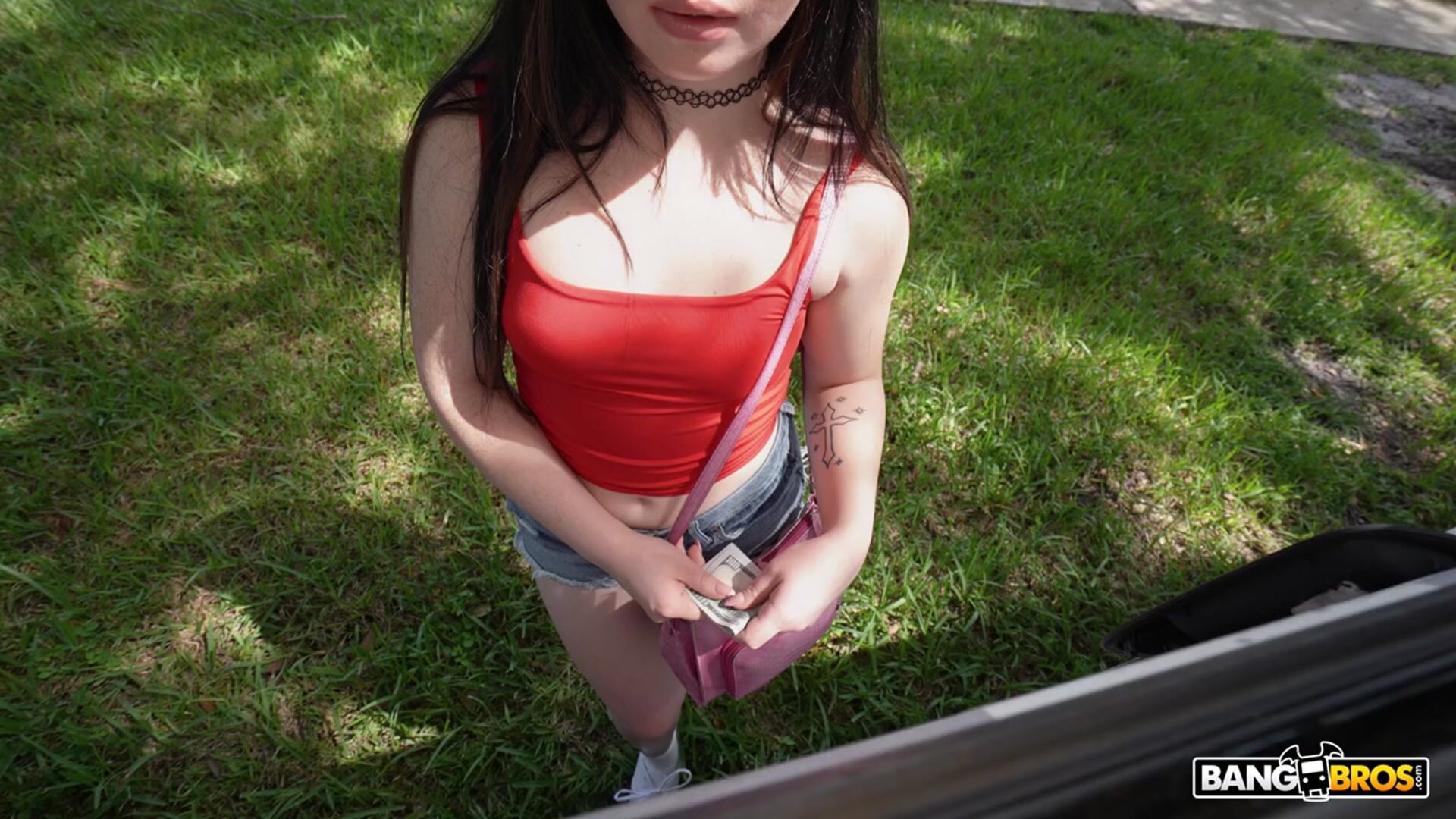 Lola and her Vibrator