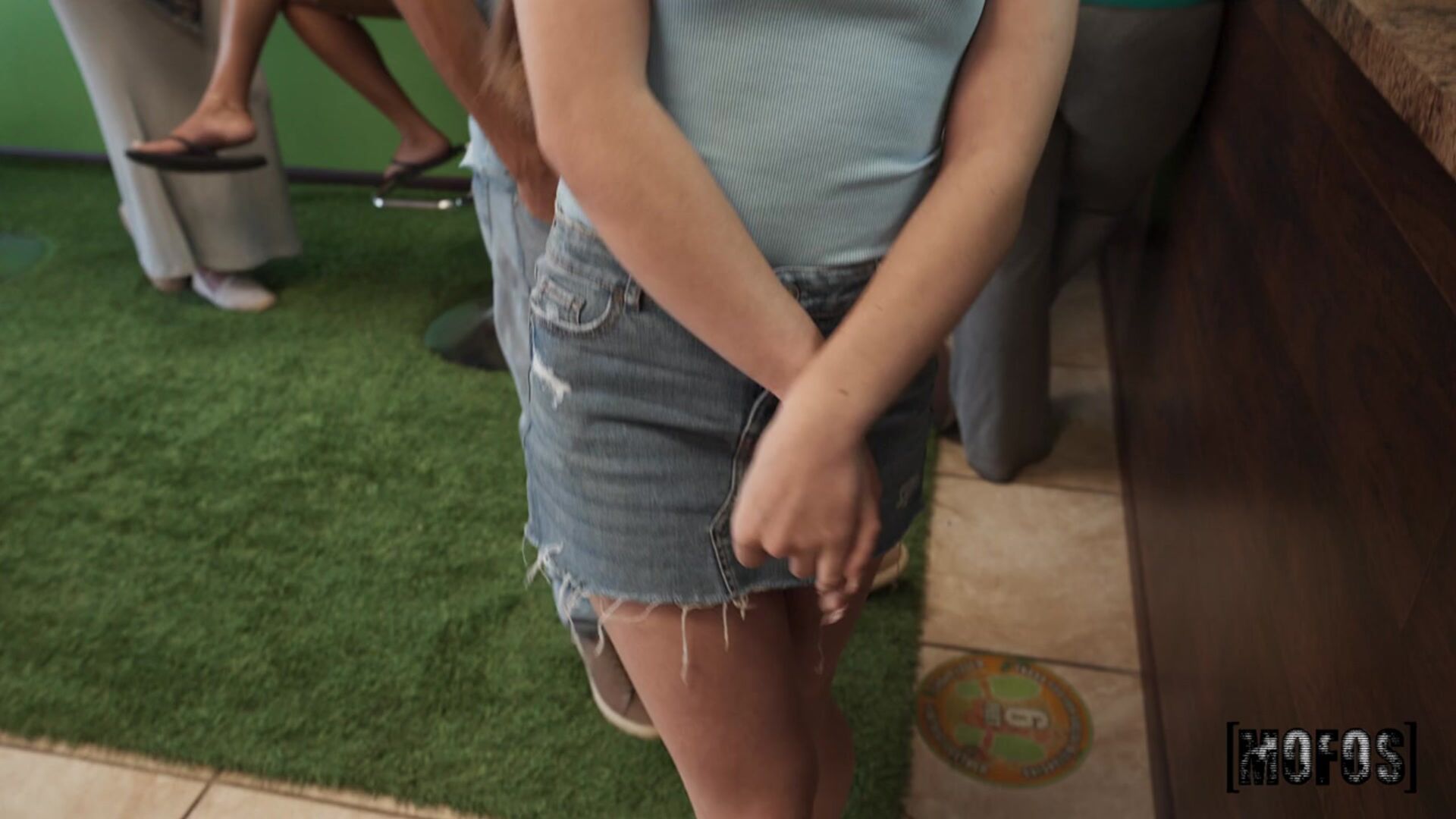 Juniper's Juicy Pussy