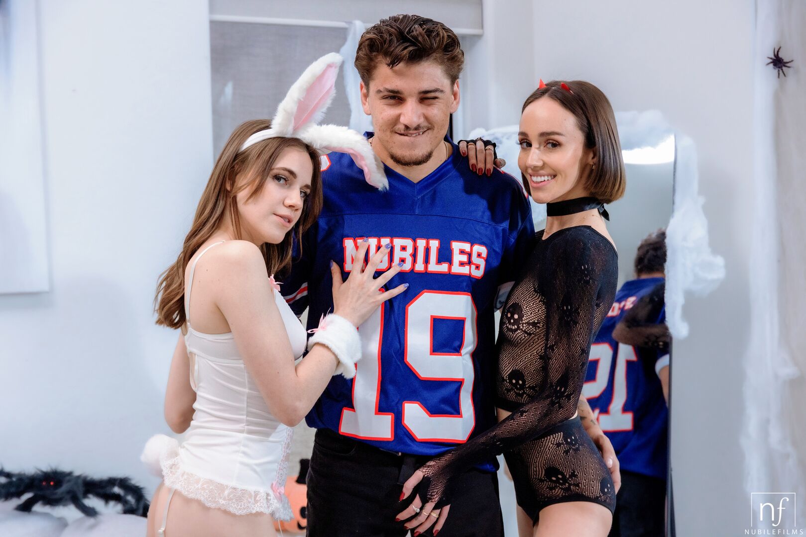 The Halloween Slut Rule - S49:E12