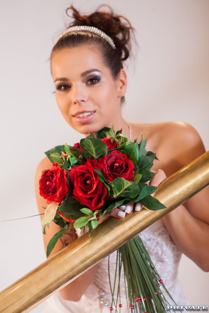 See The Wedding Album of Ferrara Gomez