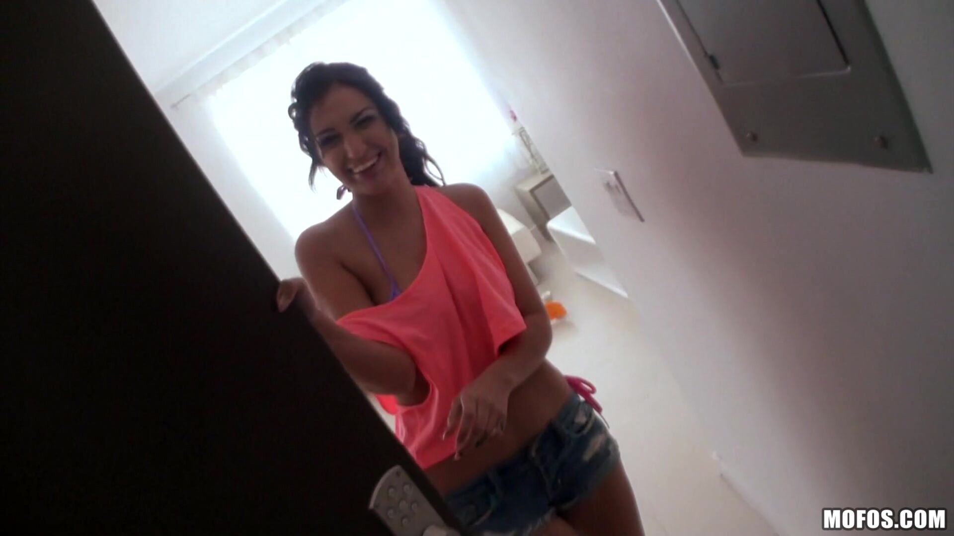 Sexy Skateboarding Teen