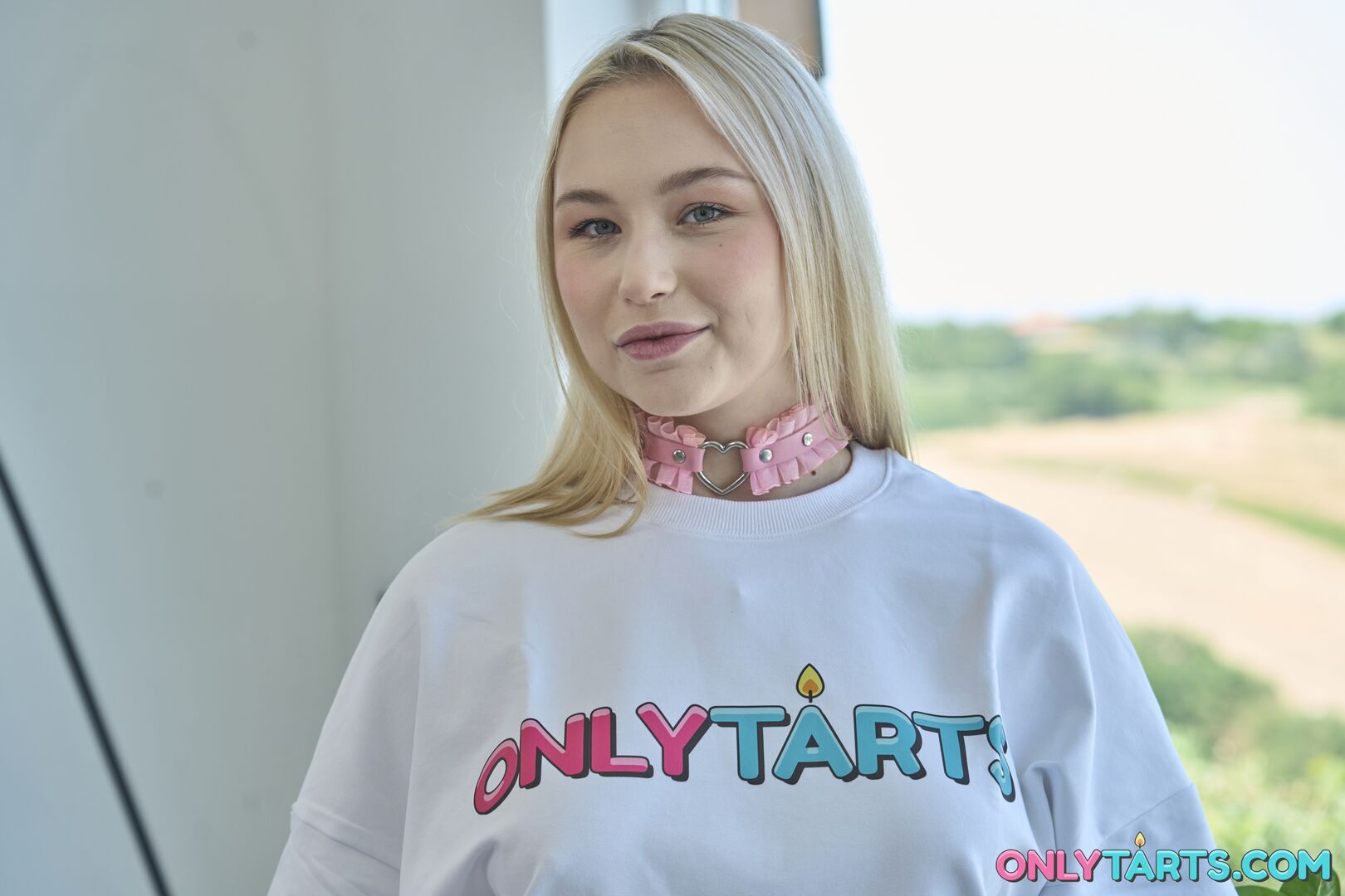 Sara Bork for OnlyTarts