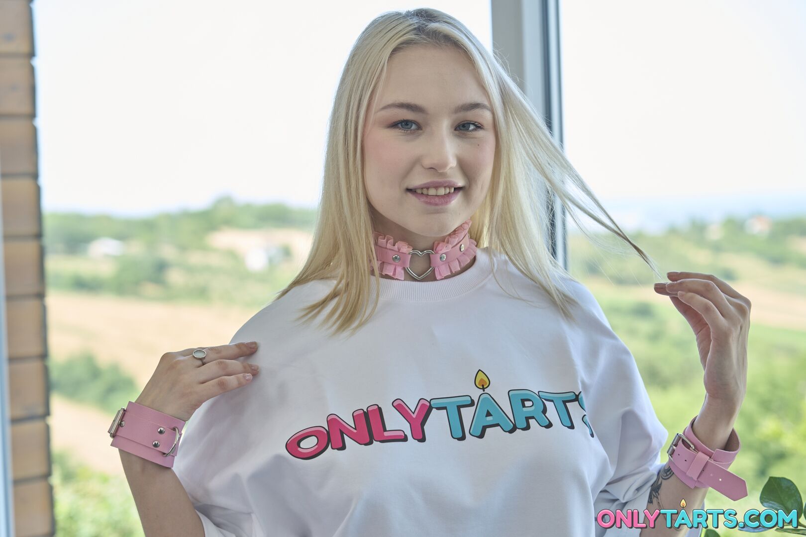 Sara Bork for OnlyTarts