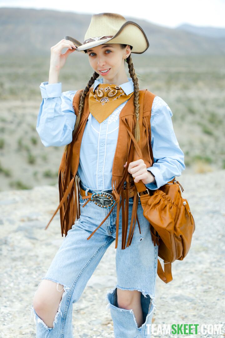 Young Cowgirl Surely Knows How to Ride