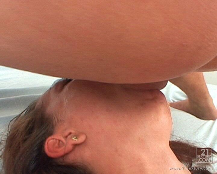Whip whore - part II.