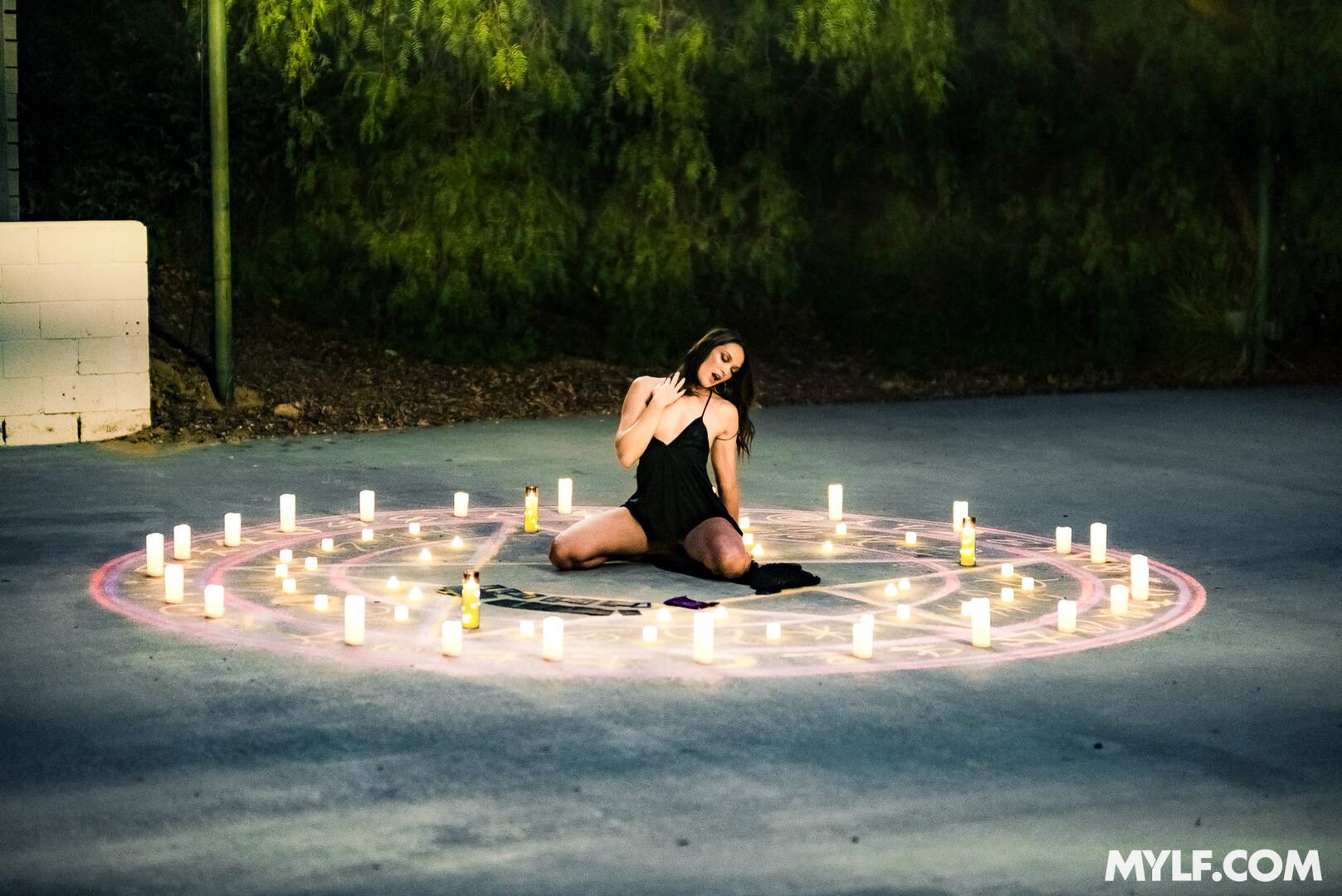 October Spotlight: Katrina Colt Will Put A Spell On You So You'll Tie Her Up