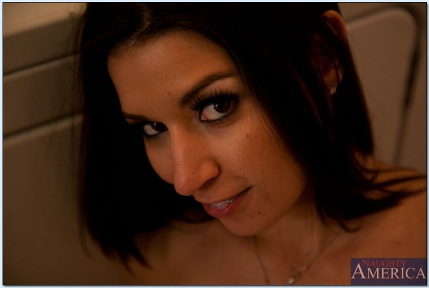 Ann Marie Rios fucking in the floor with her big ass