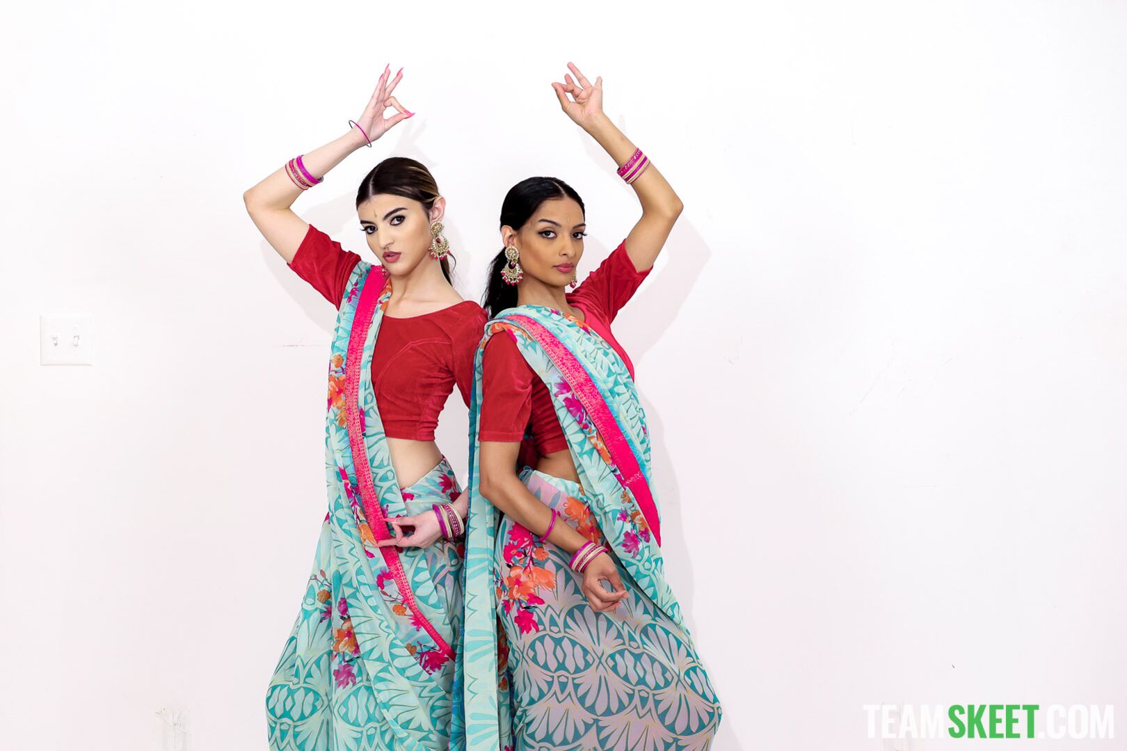 Meet the Sari-Sisters: Indian Twins Share Their First Cock