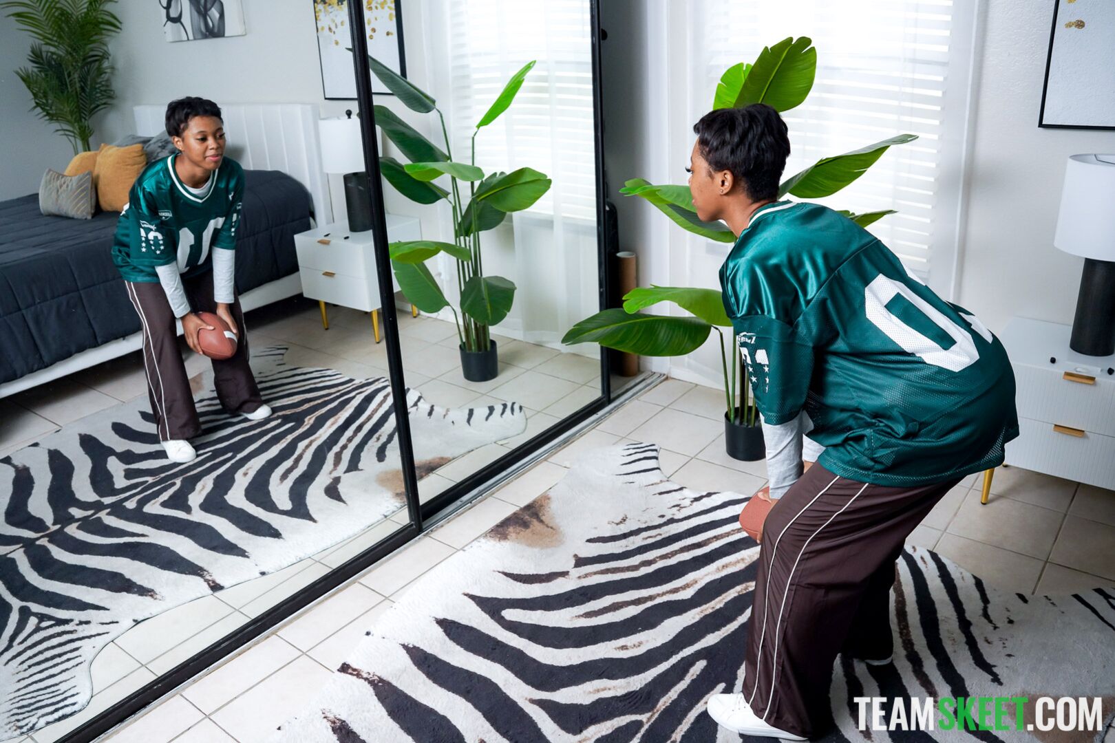 My Stepdaughter Was Hiding a Perfect Body Underneath That Jersey (Journey Love Debut)
