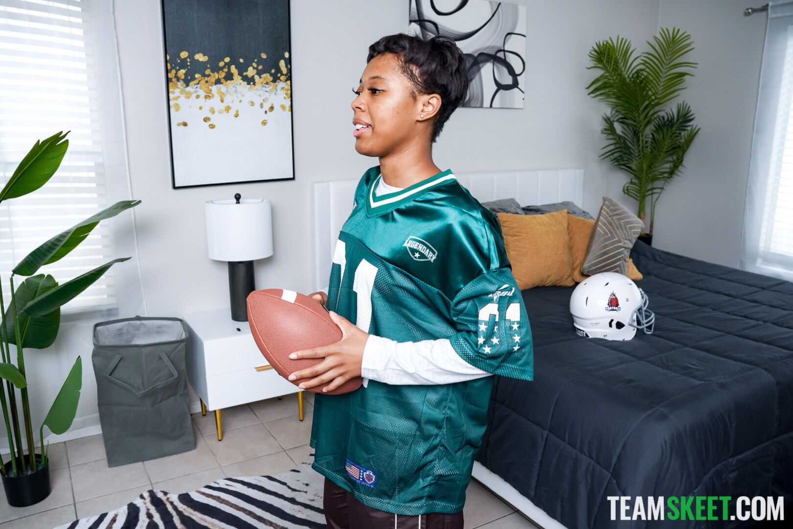 My Stepdaughter Was Hiding a Perfect Body Underneath That Jersey (Journey Love Debut)