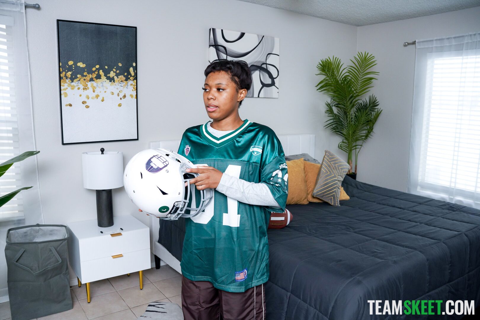 My Stepdaughter Was Hiding a Perfect Body Underneath That Jersey (Journey Love Debut)