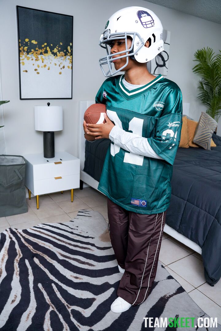 My Stepdaughter Was Hiding a Perfect Body Underneath That Jersey (Journey Love Debut)