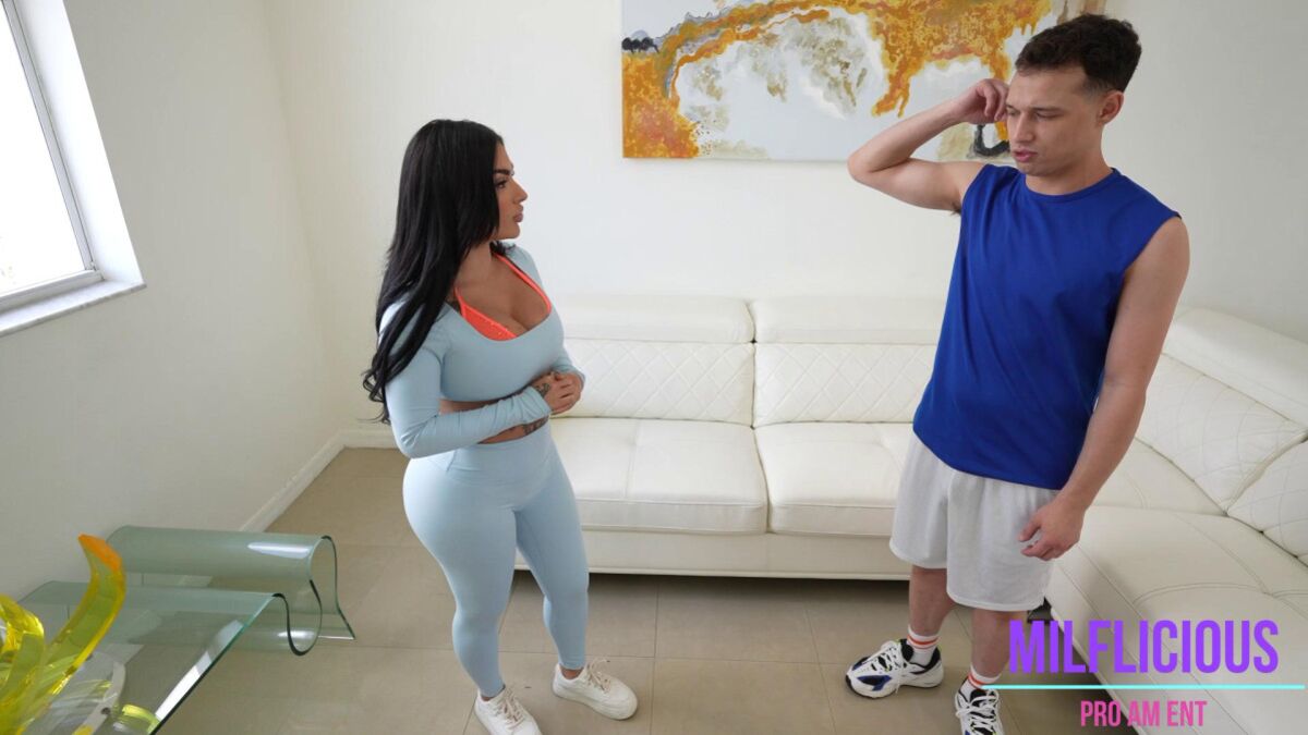 My Personal Trainer is a Hot Milf