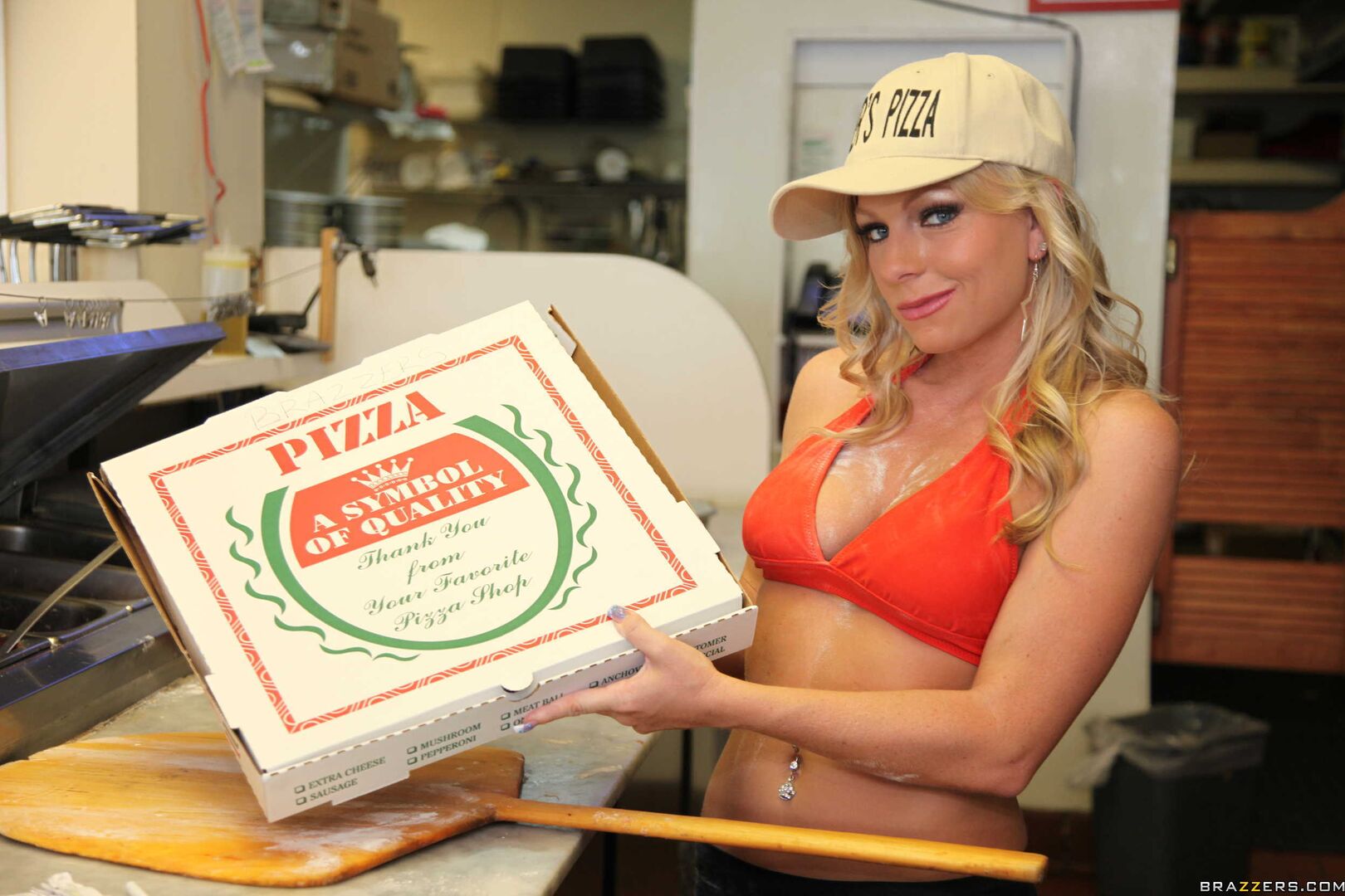 Pussy Backed Pizza