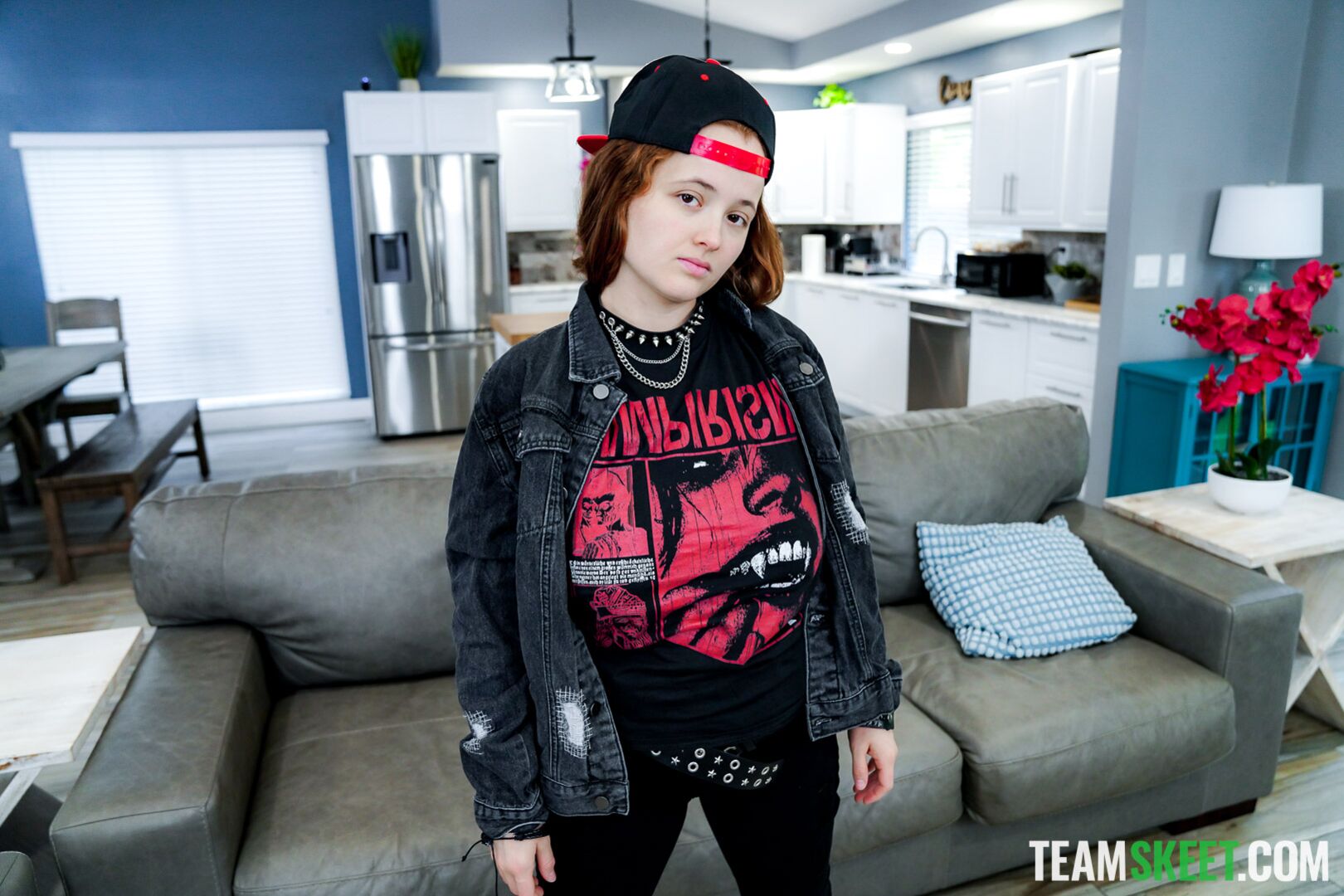Footjob, Titjob, Hell Yeah! My Little Stepsis Wants to Be a Rocker