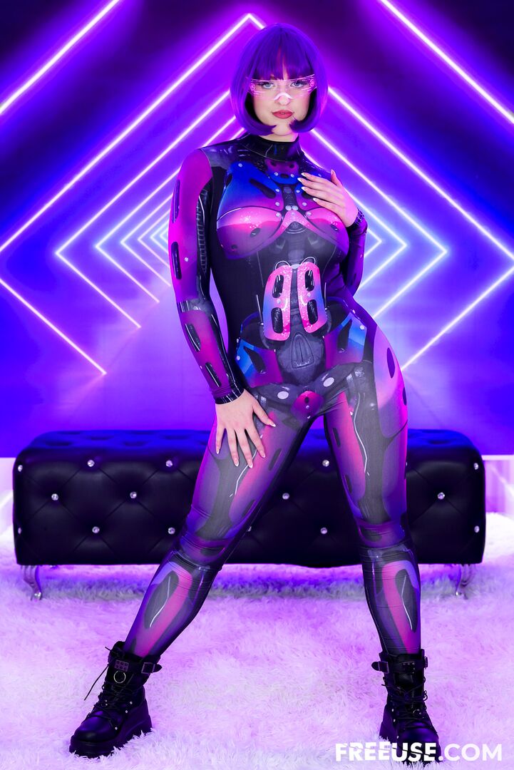 My Fembot 2.0: Neon Cyberpussy Model