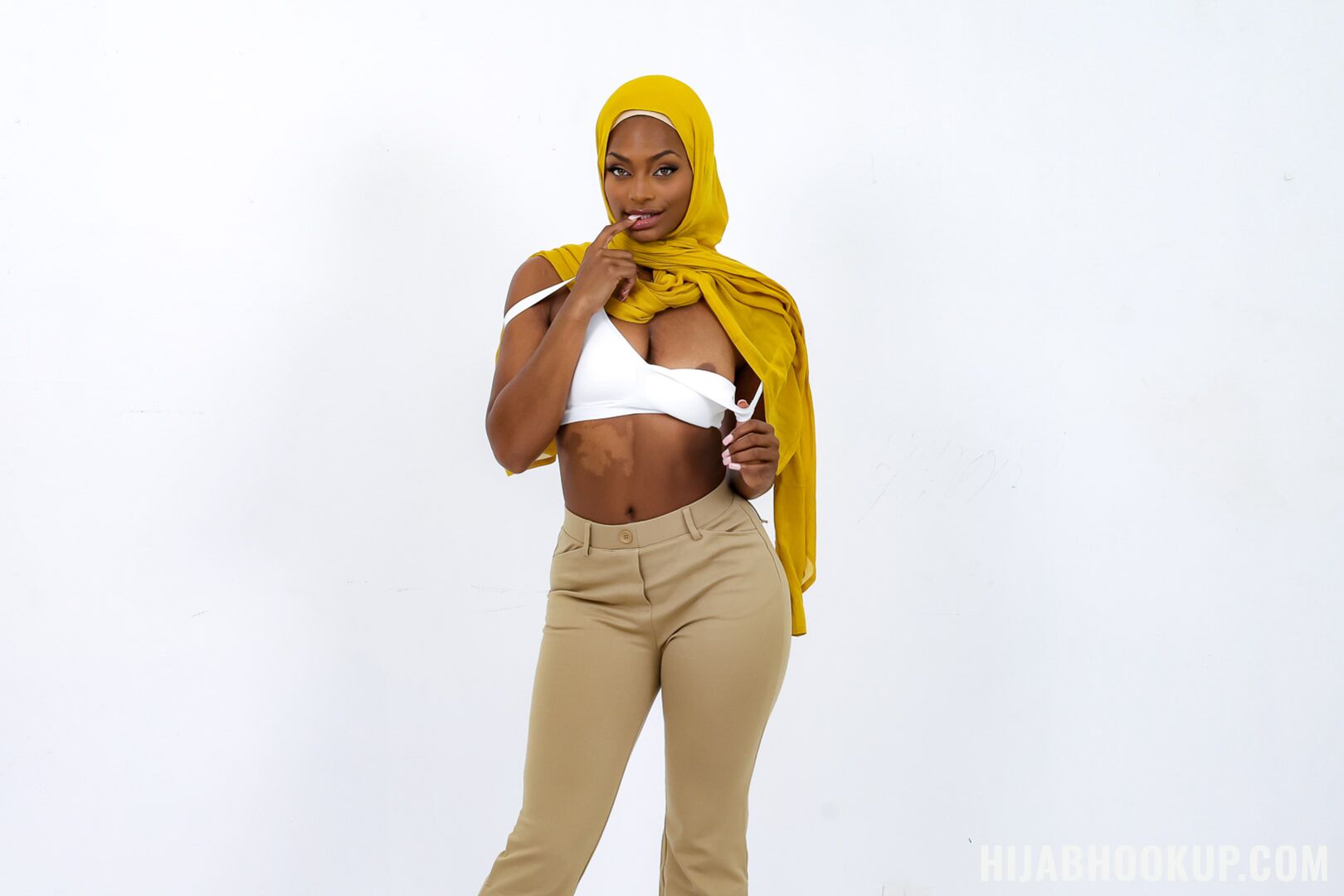 Rebellious Hijab Teen Impregnated To Avoid Arranged Marriage!
