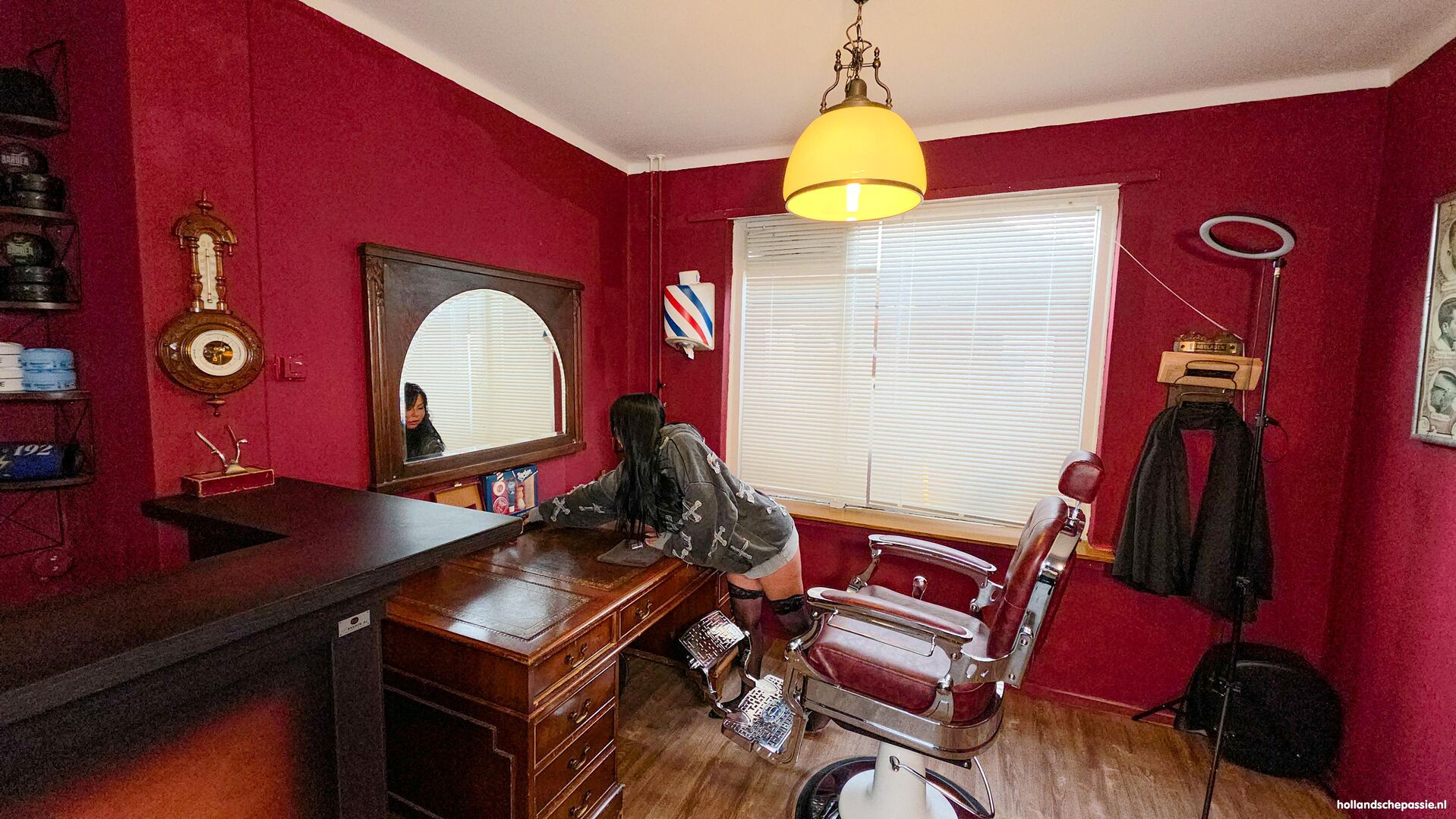 Bij de Blote Barbier!