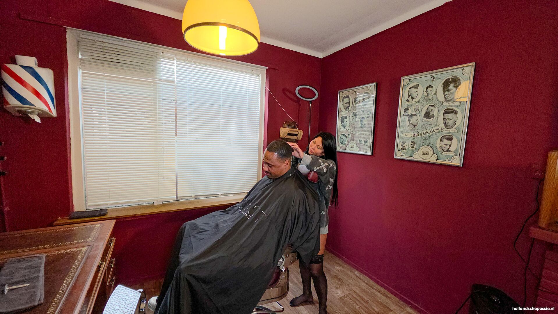 Bij de Blote Barbier!