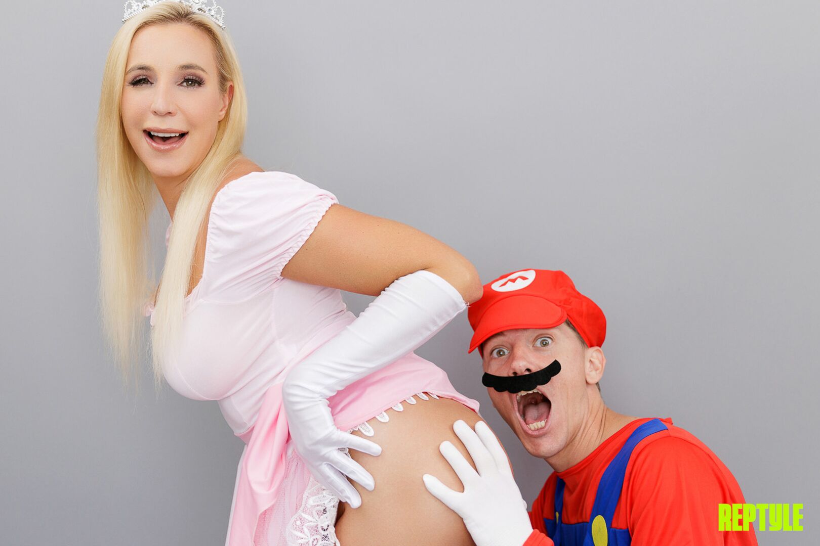 Compilation: Girls in Costumes