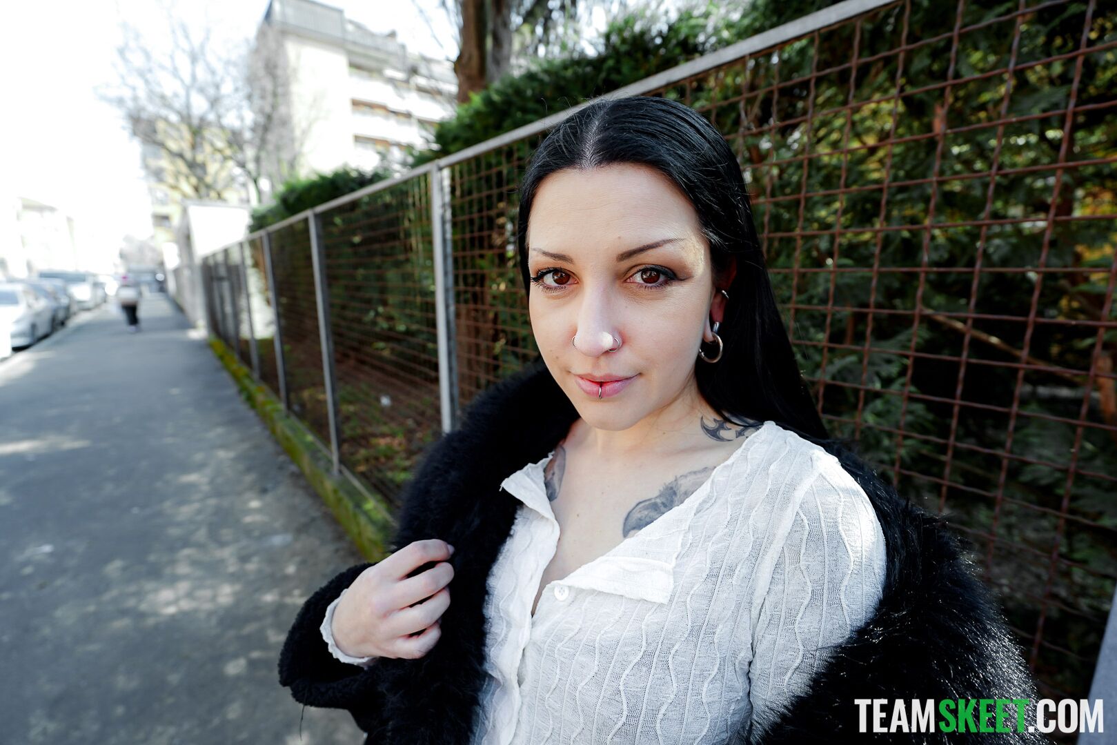 Heavy Metal Italiana Wants Cock With Her Caffè (Morea Black Debut)