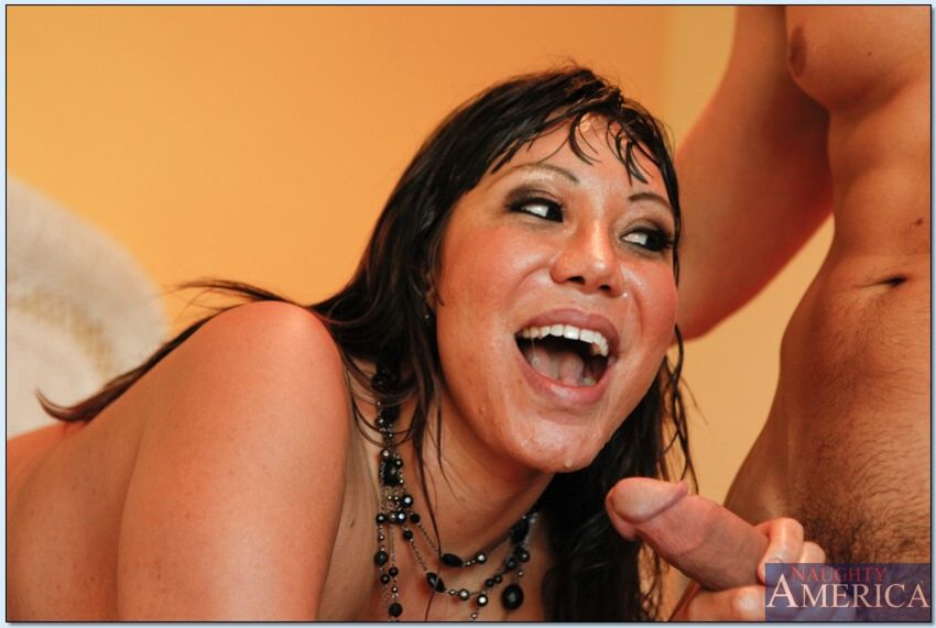 Ava Devine fucking in the bedroom with her tits