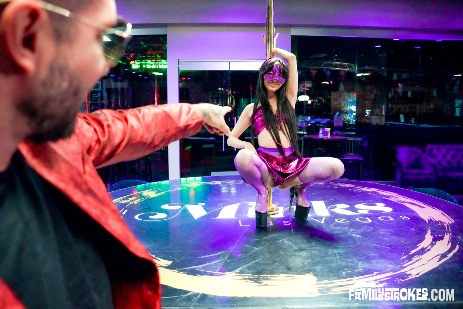 “Spitroast Me, Just Don’t Tell Mom I’m a Stripper!” Ronnie’s Secret Revealed