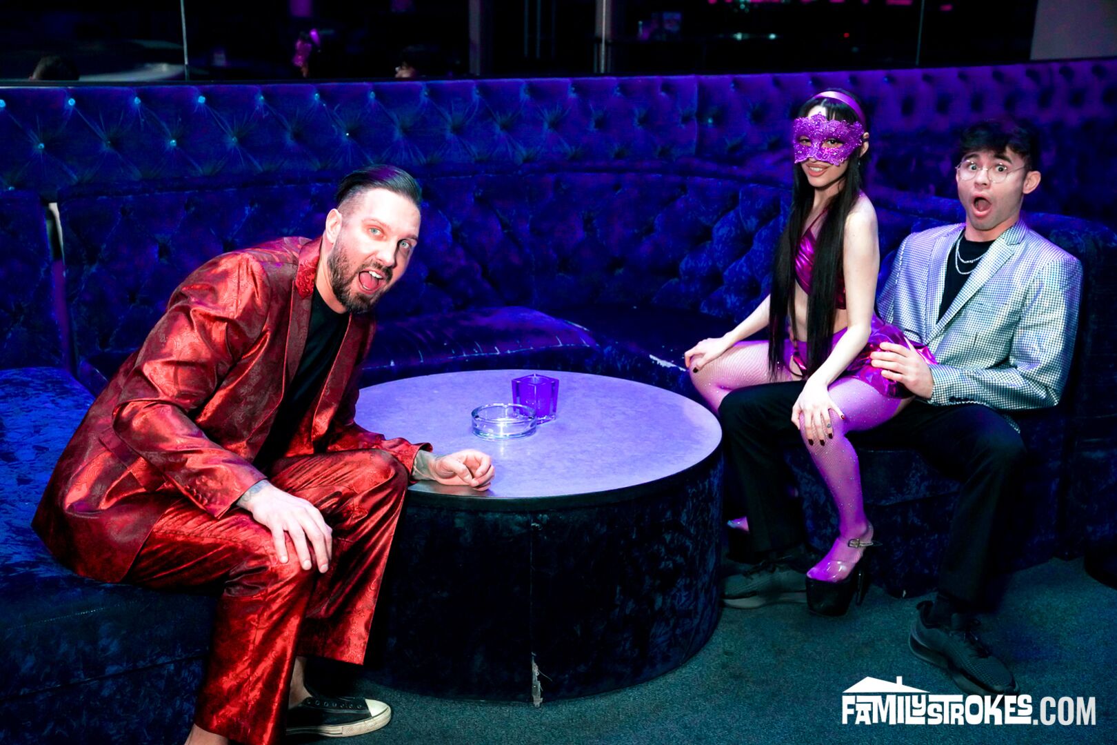“Spitroast Me, Just Don’t Tell Mom I’m a Stripper!” Ronnie’s Secret Revealed