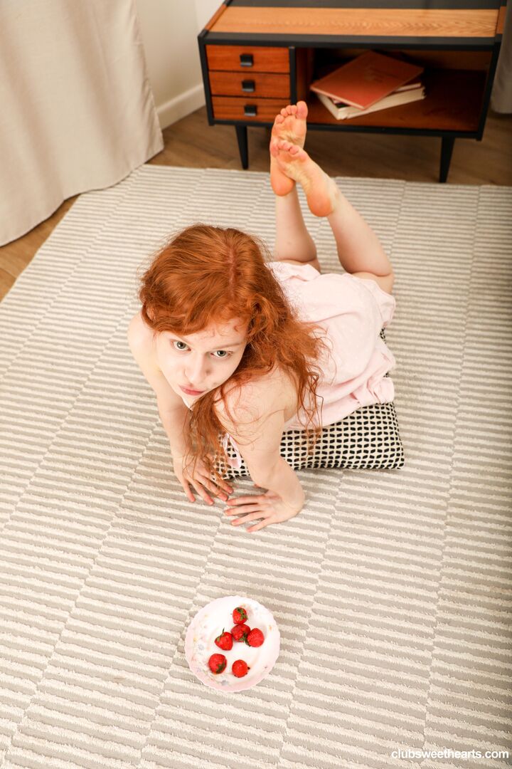 Reina Flore tastes like strawberries