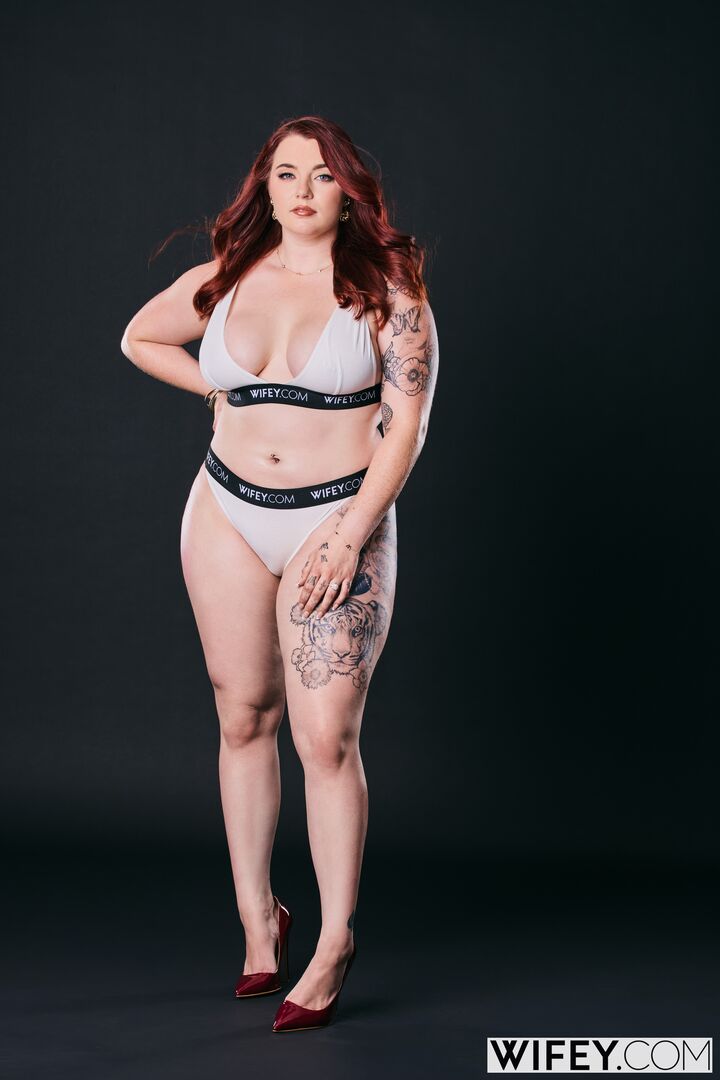 Red Rose And James - Curvy Redhead Gets Stretched Out By BBC