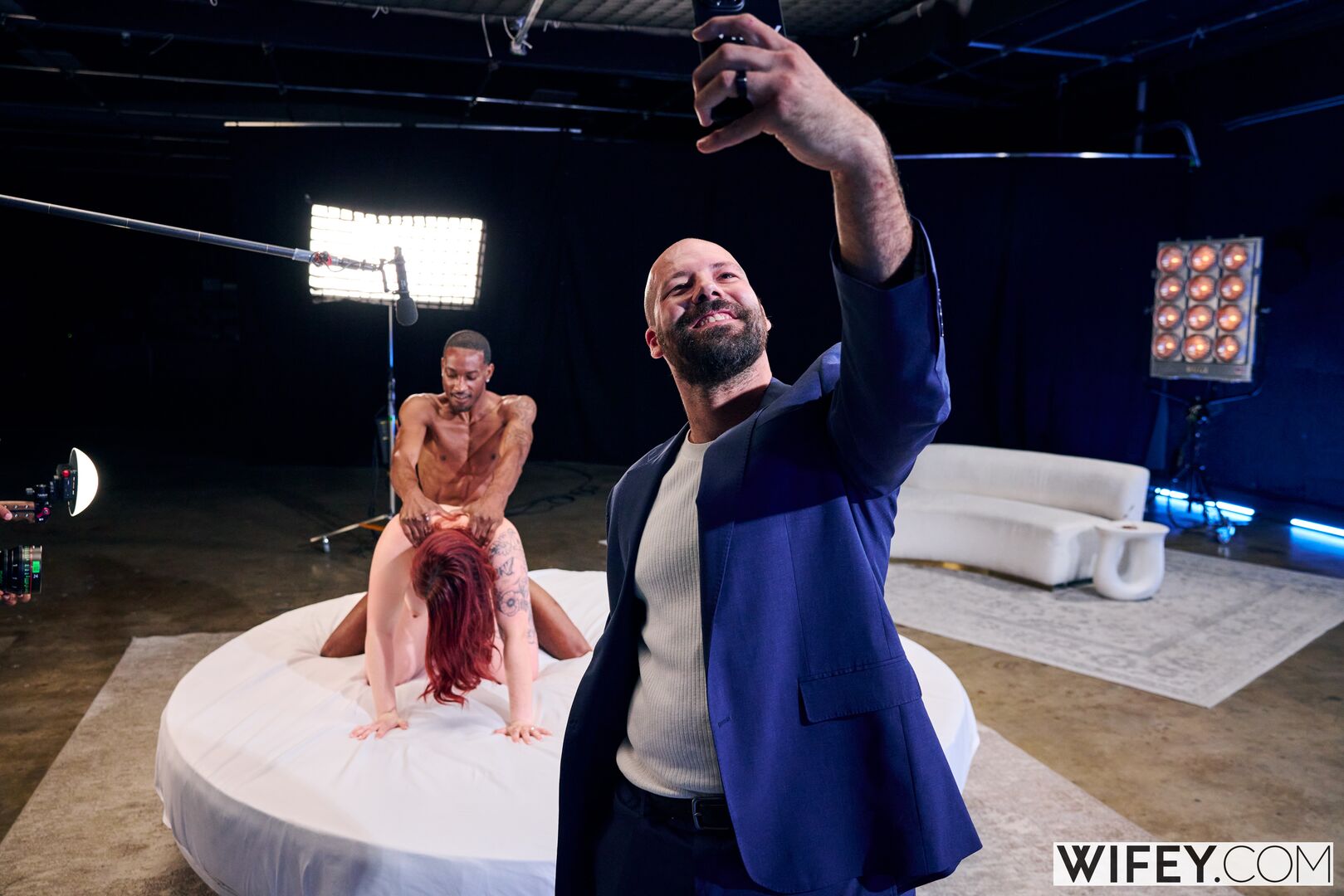 Red Rose And James - Curvy Redhead Gets Stretched Out By BBC