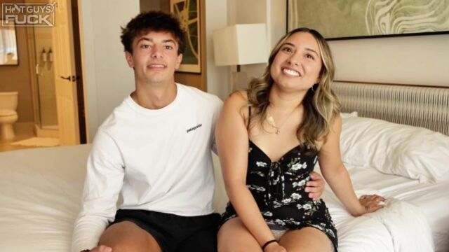 Ty Young’s Frat Dick Explosion: Leslie Monroe’s Tight Pussy Milks Ty's Cock!